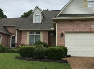 106 Country Club Ln, Jackson, TN 38305