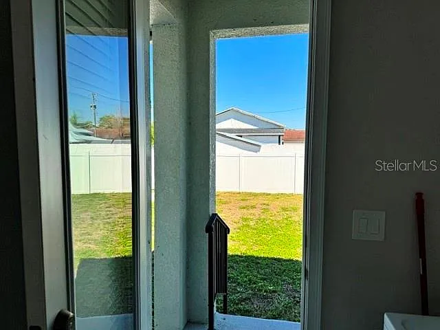 2531 W Walnut St — Photo 15