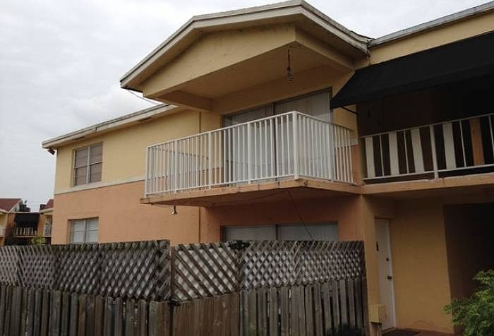 Exterior Balcony