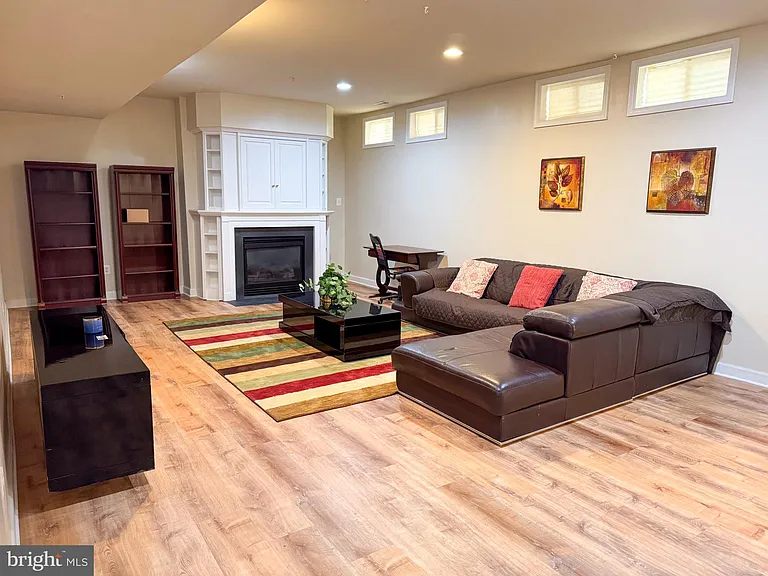 198 Hidden Forest Ct — Photo 47