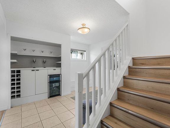 4th image of 12 Rue Bouchard