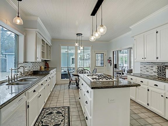 2nd image of 15318 Cypress Gardens Dr