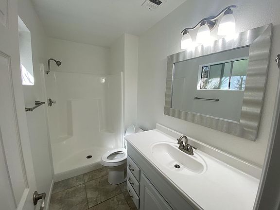 3rd image of 53420 Avenida Herrera