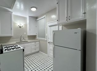 Spacious 2 Bedroom 1 Bath Downstairs Just Blocks From Alamitos And Junipero Beach, Long Beach, CA 90814