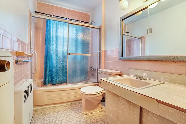 Sold by Compass | media 8