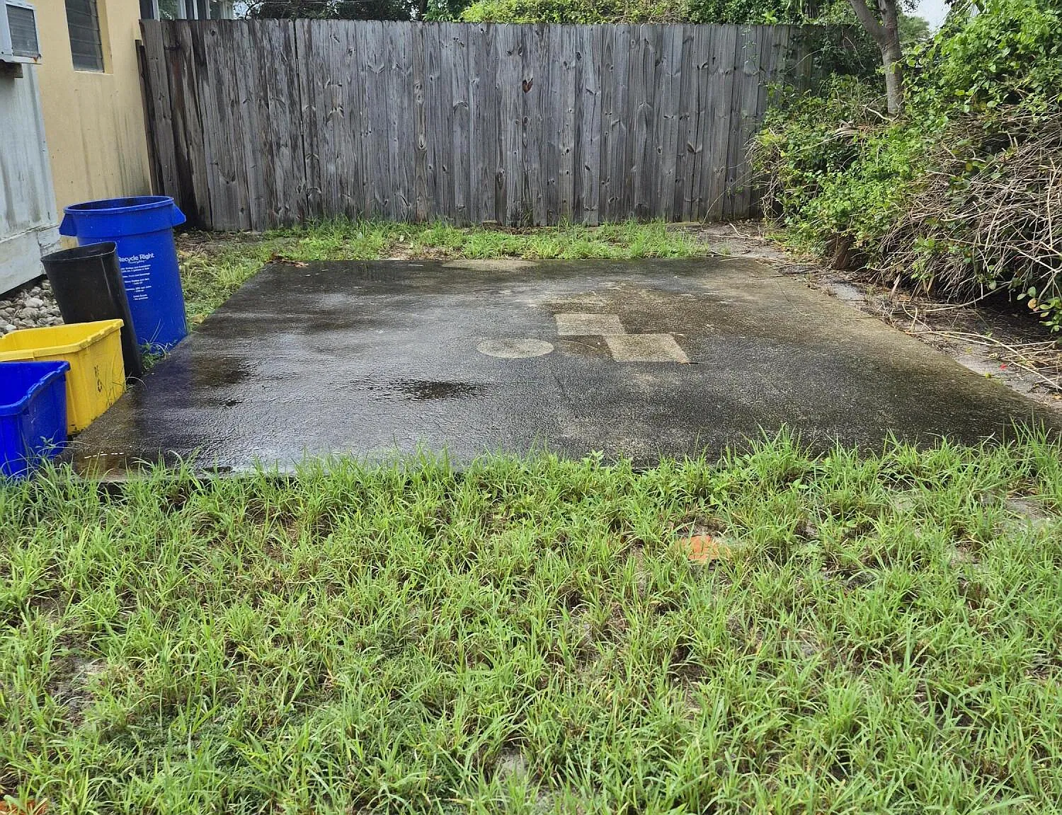 3 bed, 2.5 bath, 1661 sqft, $3,500 — Photo 2