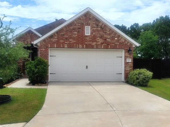 10659 Dolce Ln, Iowa Colony, TX 77583