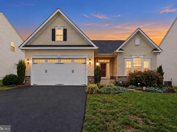 114 Rooftop Ct, Stephenson, VA 22656