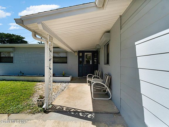 3rd image of 211 Terry St