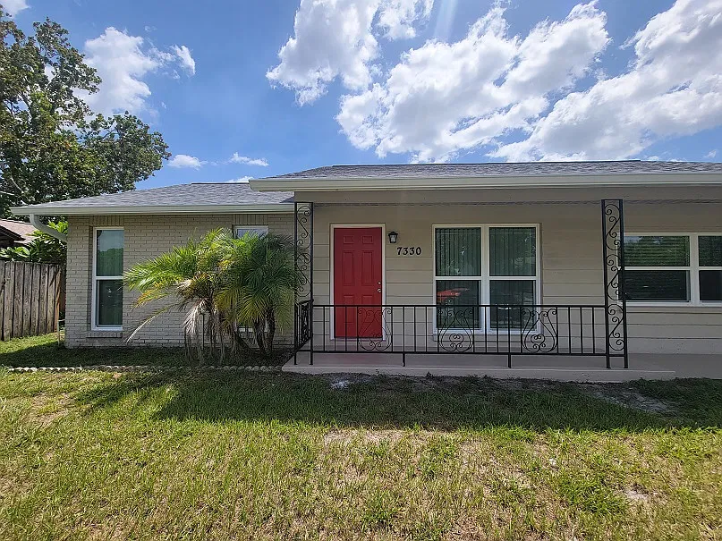 3 bed, 1118 sqft, $1,795 — Photo 2