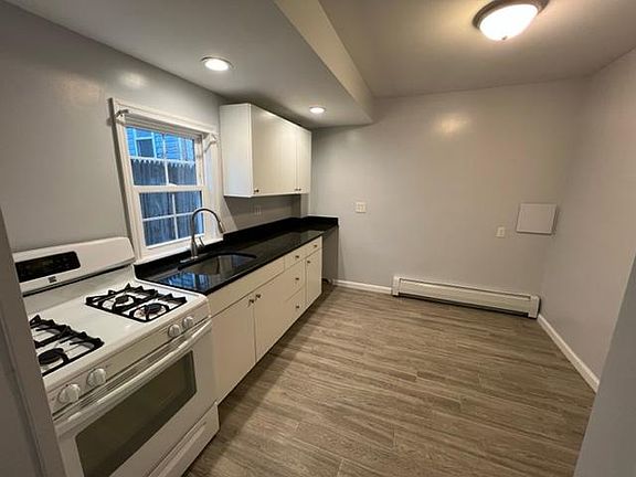 3rd image of 320 E Beach 101st St #1