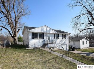 9478 Bedford Ave, Omaha, NE 68134