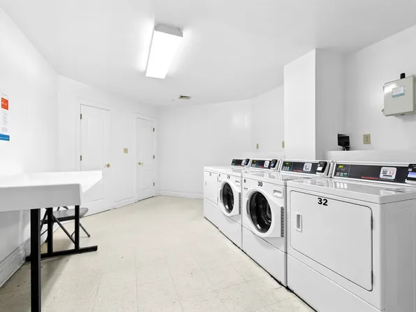 19-19 24th Avenue image 7 of 17