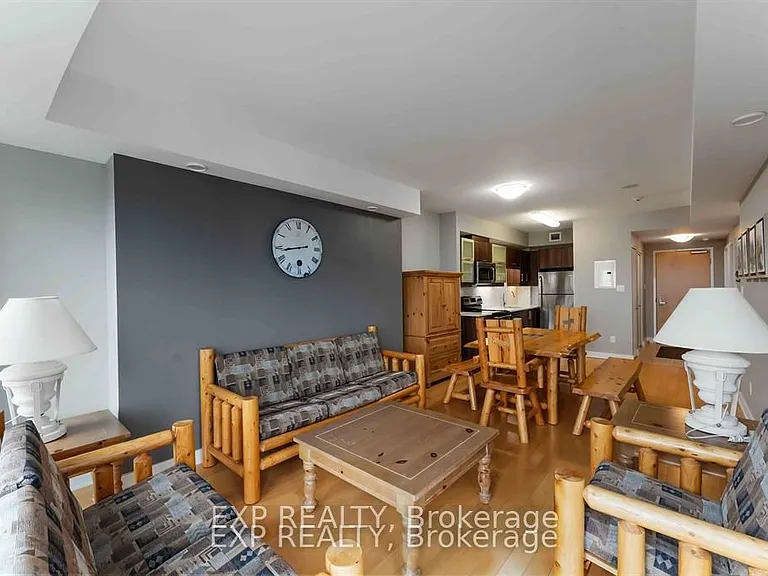 40 Nepean St #1607 — Photo 16