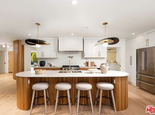 5646 W 62nd St, Los Angeles, CA 90056