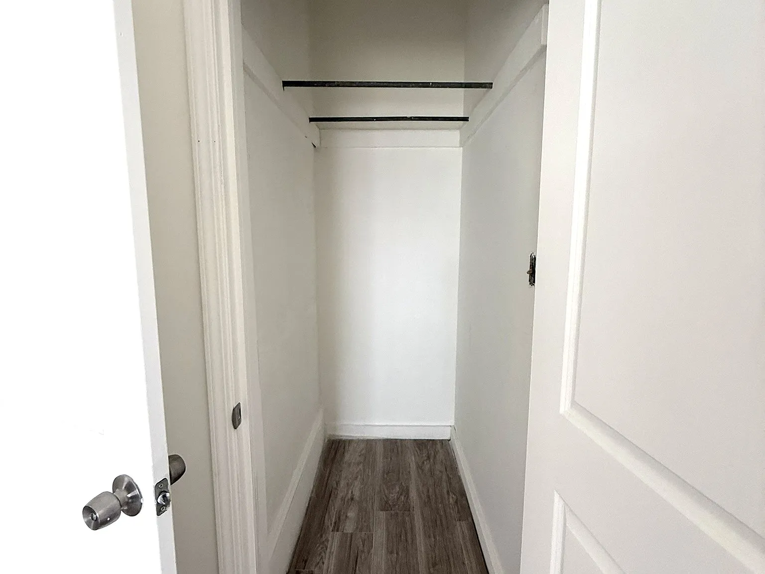 3 bed, $1,300 — Photo 4