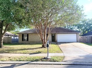 247 Corkwood St, Lake Jackson, TX 77566