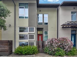8 Covent Ln, Oakland, CA 94608