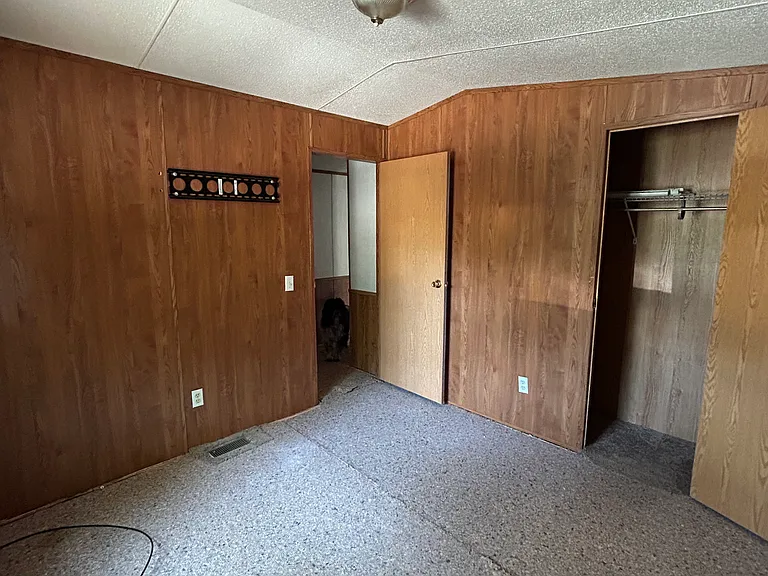 100 Oxford Cir #409 — Photo 6