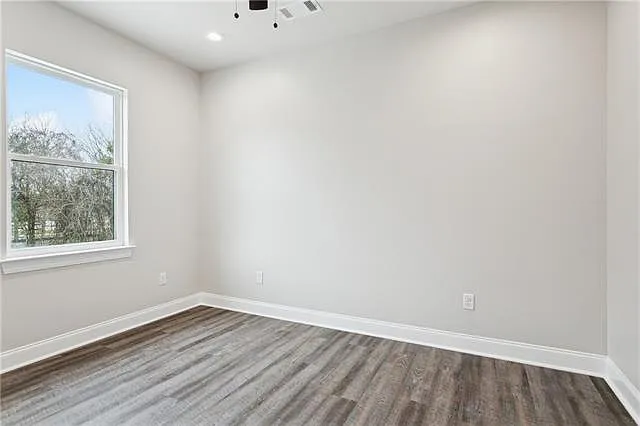 100 Cypress Crossings Dr — Photo 13