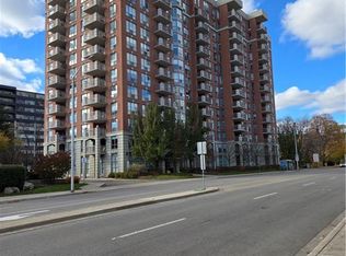 442 Maple Ave S #703, Burlington, ON L7S 2L7