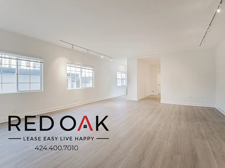 317 S Hamel Rd #C — Photo 8