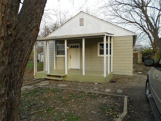 Front Exterior 