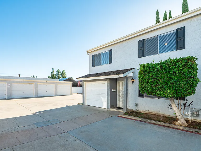 734 Claraday St #3 — Photo 9