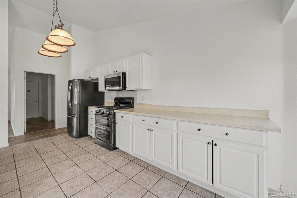 4098 La Junta Drive