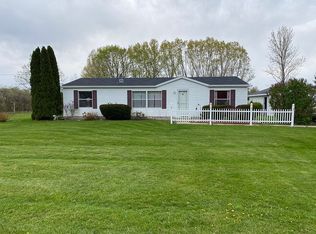 10266 W Cullman Rd, Oak Harbor, OH 43449