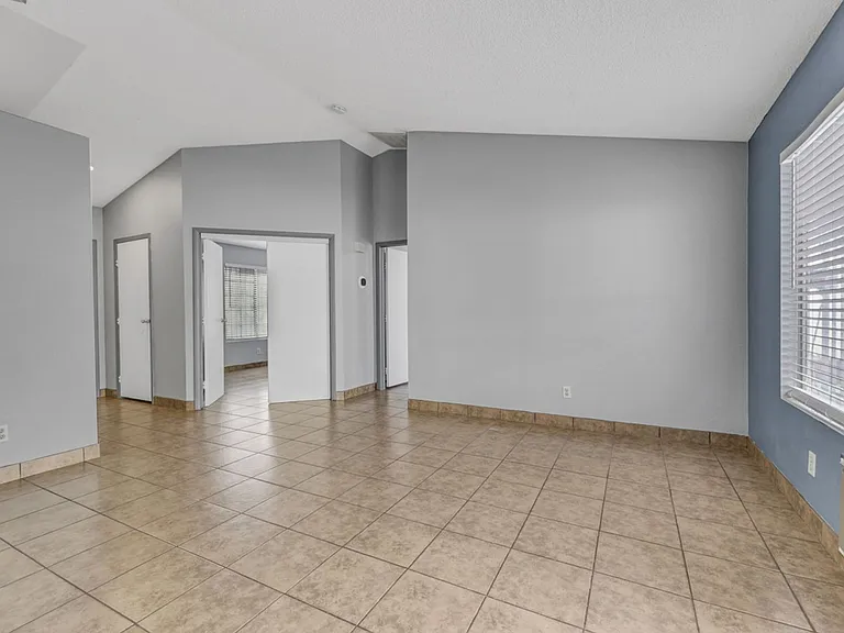 2826 Scotch Heather St — Photo 4