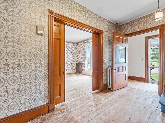 2nd image of 147 Talbot Avenue