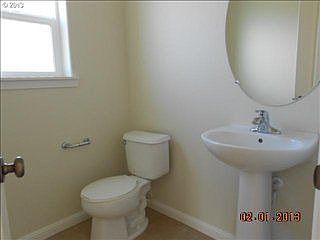 5th image of 19014 SE 39th Way