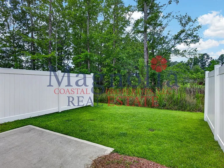 53 Dorsey Dr — Photo 32