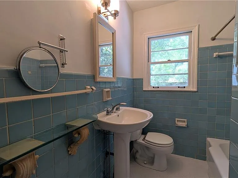 4300 Rickenbacker Way NE — Photo 15