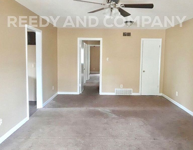 1st image of 3226 Forest Brook Dr