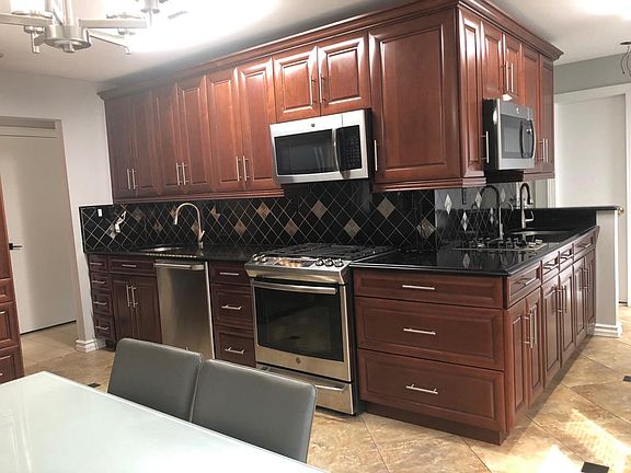 4th image of 46 N Quince Ln