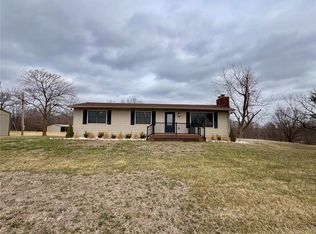 34688 State Highway D, Santa Fe, MO 65282
