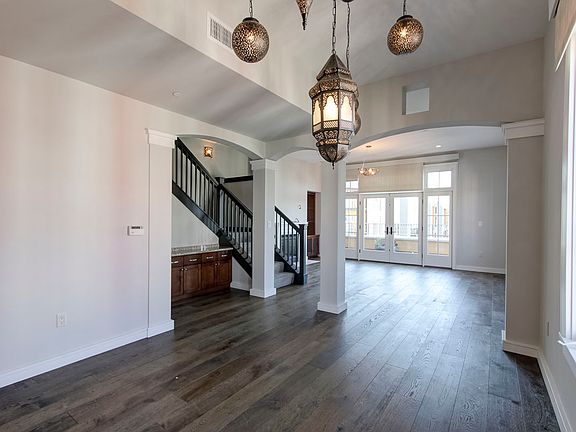 4th image of 356 Santana Row APT 302