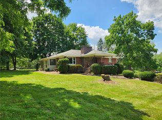 102 September Dr, Butler, PA 16002