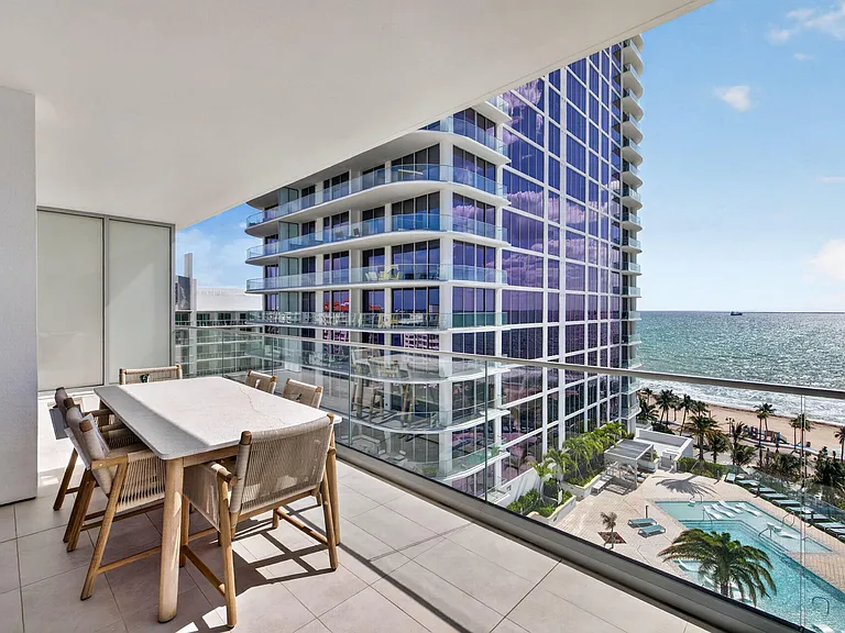 153 N Seabreeze Blvd #901 — Photo 16