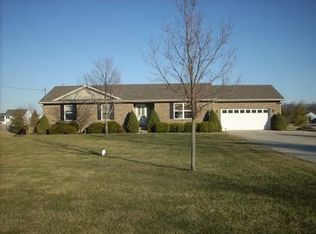 3818 Petre Rd, Springfield, OH 45502