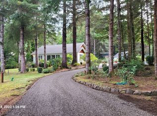 84000 Cloud Nine Rd, Florence, OR 97439