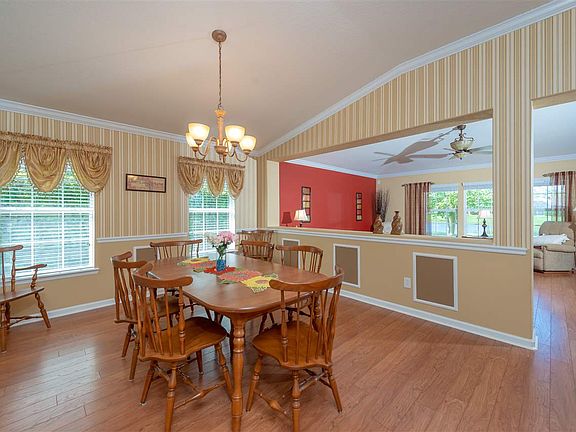 5th image of 113 Camden Cay Dr