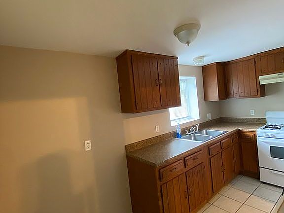3rd image of 6159 Hillside Ave