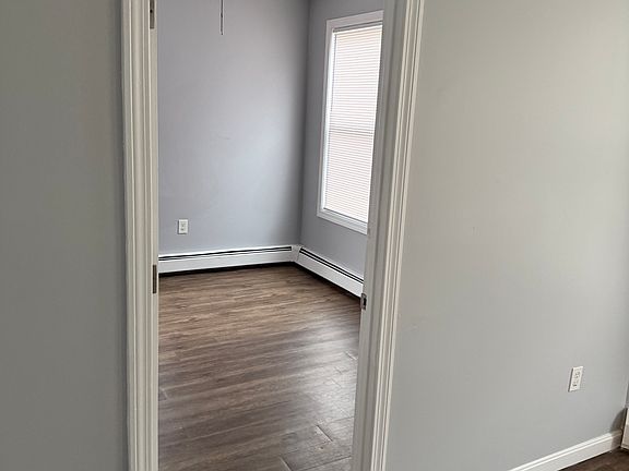 5th image of 187-189 Cumberland Rd #1