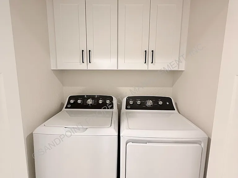 424 S Olive Ave #202 — Photo 36