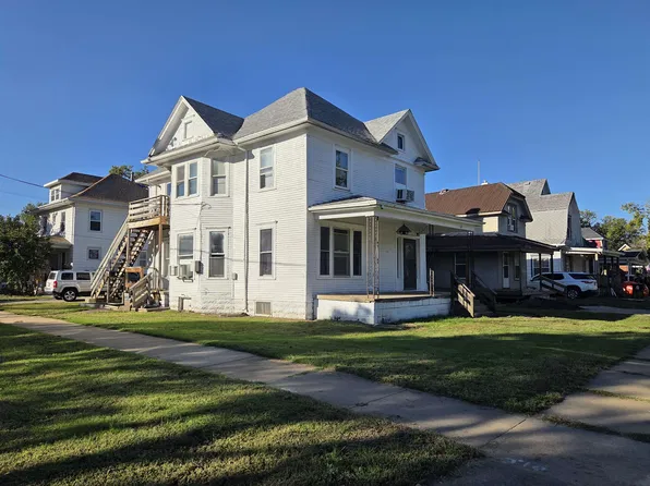601 W Iron Ave #A-b, Salina, KS 67401