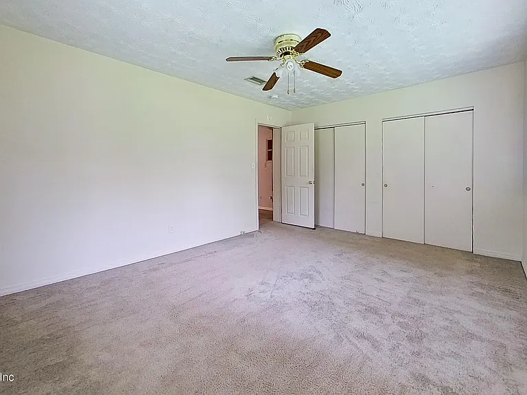 7104 Waikiki Rd — Photo 13