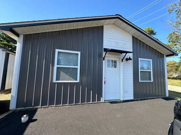 105 Evergreen Pl, Poplar Bluff, MO 63901